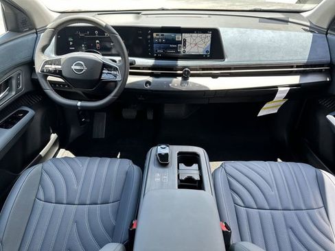 New 2025 Nissan Ariya Platinum AWD/4WD image 2