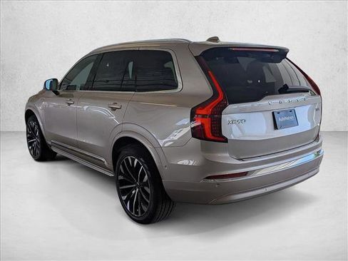 New 2026 Volvo XC90 T8 Plus w/ Protection Package Premier AWD/4WD image 8