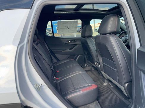 New 2026 Chevrolet Equinox RS w/ Convenience Package III image 5