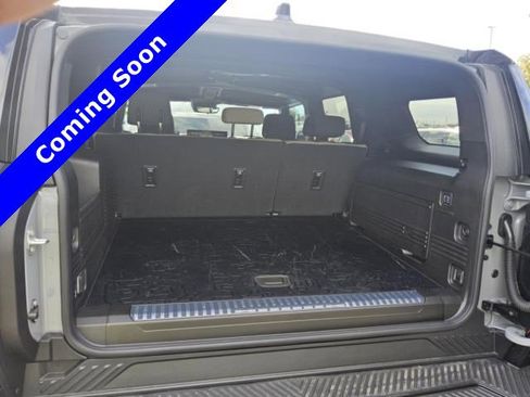 Used 2026 GMC Hummer EV SUV image 19