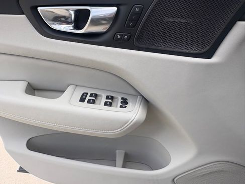 New 2026 Volvo XC60 T8 Ultra w/ Protection Package Premier image 15