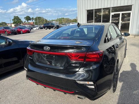 Used 2021 Kia Forte GT-Line image 9