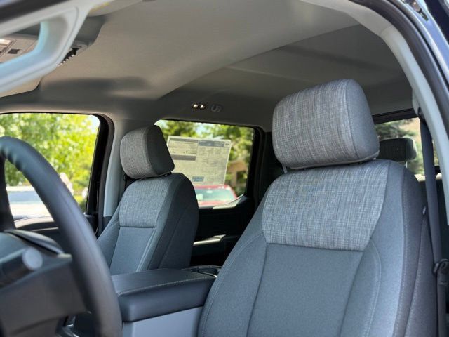 New 2026 Ford F350 XLT w/ XLT Premium Package AWD/4WD image 15