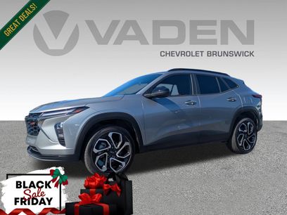 Used 2025 Chevrolet Trax RS w/ Driver Confidence Package