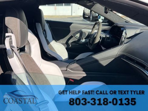 Used 2022 Chevrolet Corvette Stingray w/ Z51 Performance Package image 23