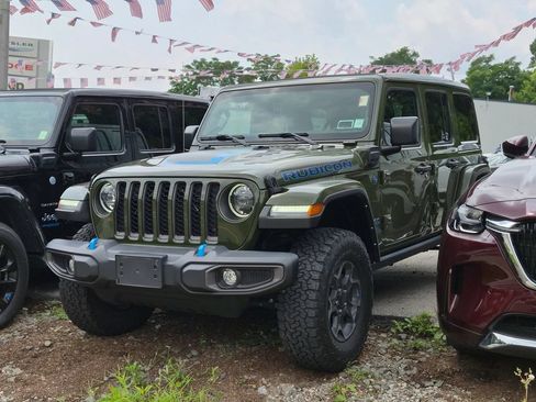 Used 2023 Jeep Wrangler Unlimited Rubicon 4xe w/ Cold Weather Group AWD/4WD image 1