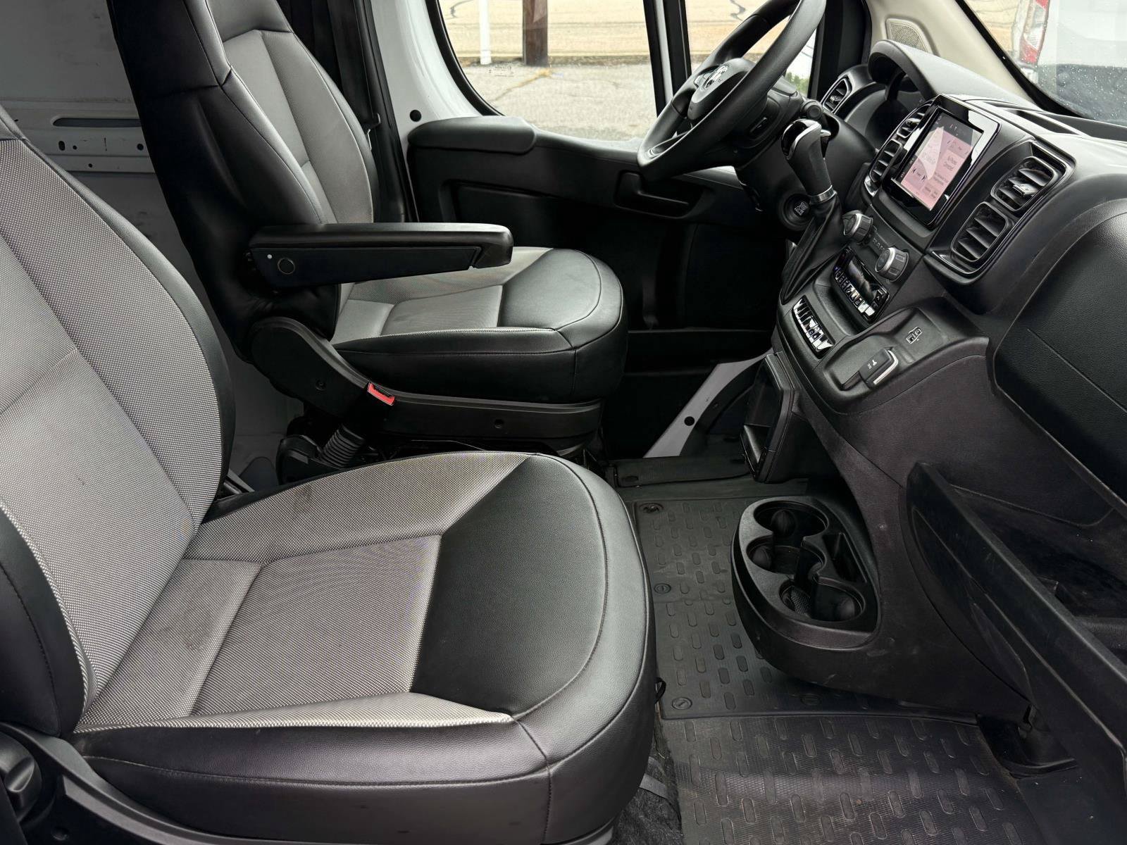 Used 2023 RAM ProMaster 2500 FWD image 25
