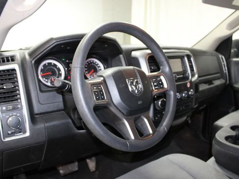 Used 2024 RAM 1500 Classic SLT image 17