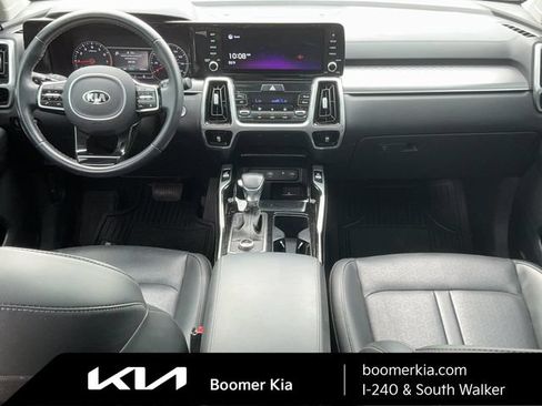 Used 2021 Kia Sorento SX AWD/4WD image 16