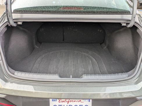 Used 2025 Hyundai Elantra SEL image 26