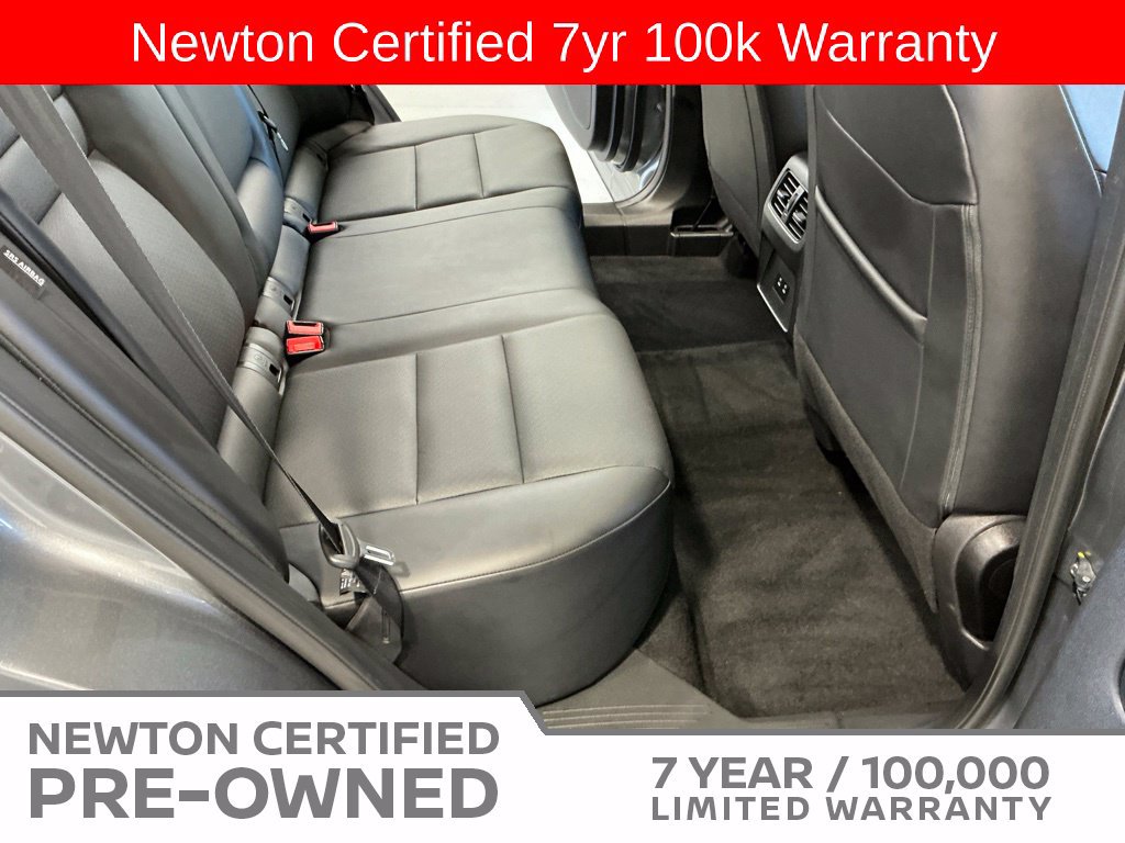 Used 2024 Nissan Rogue SV w/ SV Premium Package FWD image 18