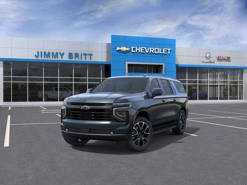 New 2026 Chevrolet Suburban RST w/ Comfort Package AWD/4WD image 14