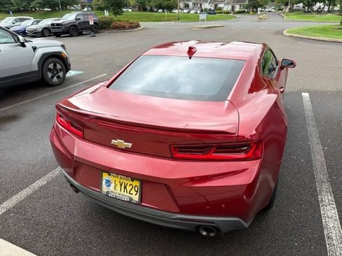 Used 2016 Chevrolet Camaro LT RWD image 10