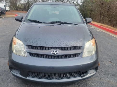 Used 2006 Scion xA Base 4dr Hatchback w/Manual image 2