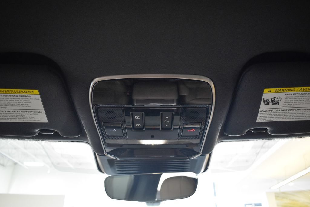 Used 2023 Land Rover Range Rover SE AWD/4WD image 23