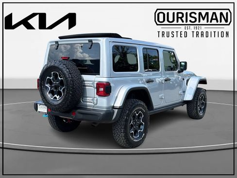 Used 2022 Jeep Wrangler Unlimited Rubicon 4xe w/ Steel Bumper Group AWD/4WD image 4