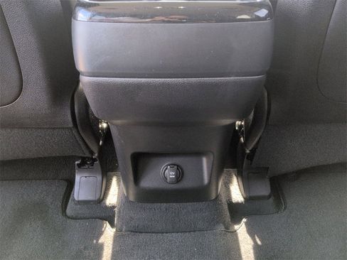 Used 2024 Kia Telluride S w/ S Sunroof Package image 17