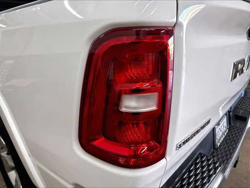 Used 2025 RAM 1500 Big Horn AWD/4WD image 30