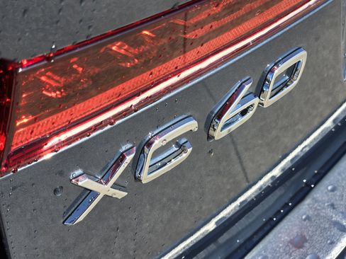 New 2026 Volvo XC60 B5 Ultra w/ Protection Package Premier image 15