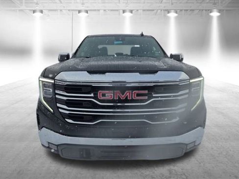 Used 2025 GMC Sierra 1500 SLT image 5
