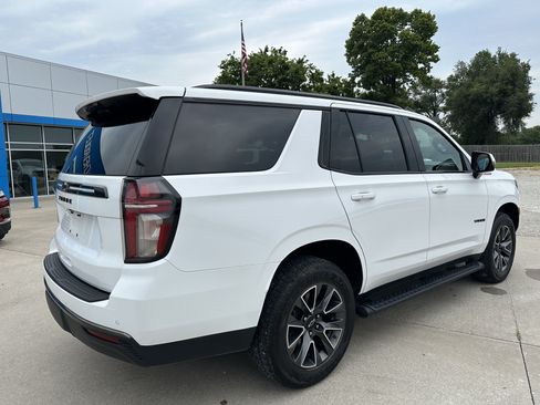 Certified 2021 Chevrolet Tahoe Z71 w/ Z71 Off-Road Package AWD/4WD image 3