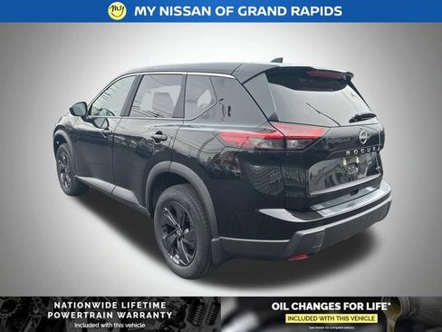 New 2026 Nissan Rogue SV w/ Cold Weather Package AWD/4WD image 3