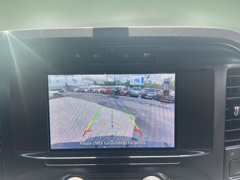 Used 2021 Ford F150 XLT AWD/4WD image 22