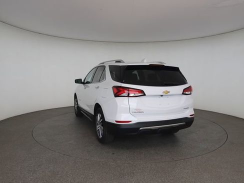Used 2022 Chevrolet Equinox Premier FWD image 13