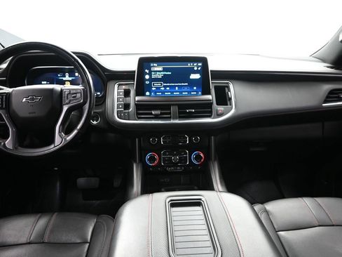 Used 2022 Chevrolet Suburban RST w/ Sport Performance Package AWD/4WD image 33