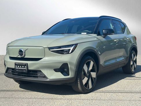 Certified 2023 Volvo XC40 Recharge Ultimate AWD/4WD image 8