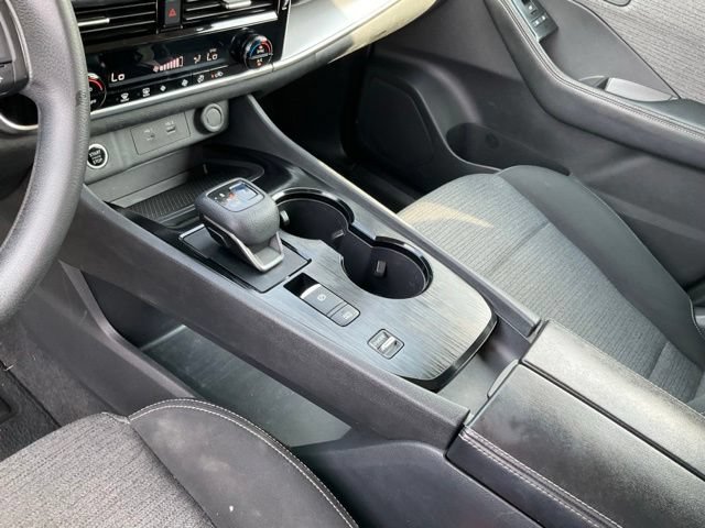 Used 2021 Nissan Rogue SV FWD image 15