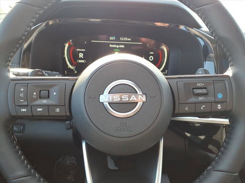 New 2025 Nissan Pathfinder Platinum w/ Cargo Package image 10