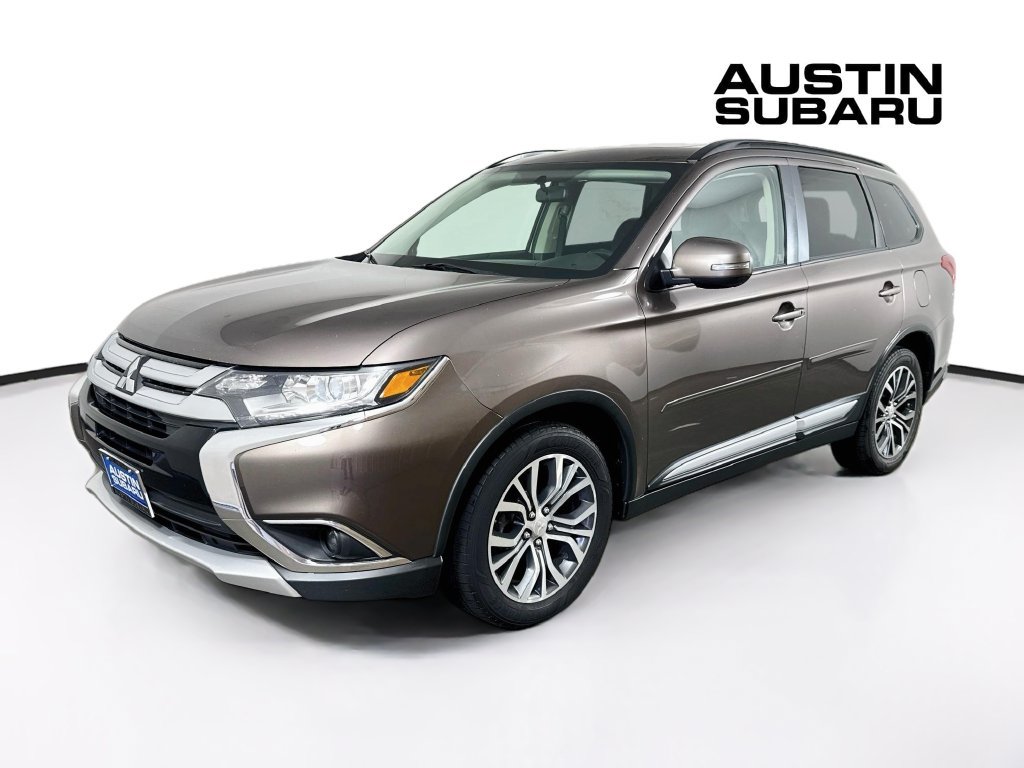 Used 2016 Mitsubishi Outlander AWD image 3
