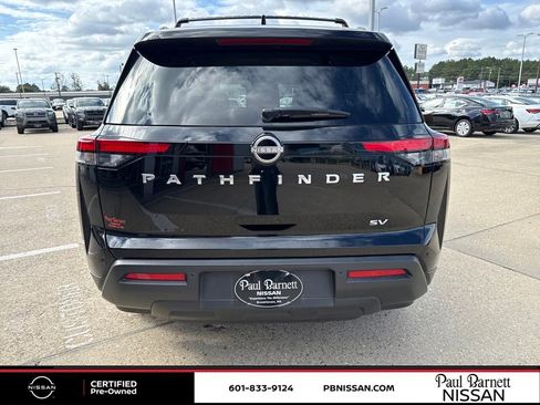 Certified 2024 Nissan Pathfinder SV image 17