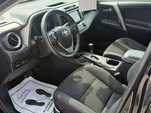 Used 2017 Toyota RAV4 XLE FWD image 13