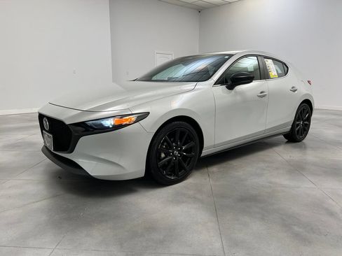 Used 2025 MAZDA MAZDA3 s Sport FWD image 4