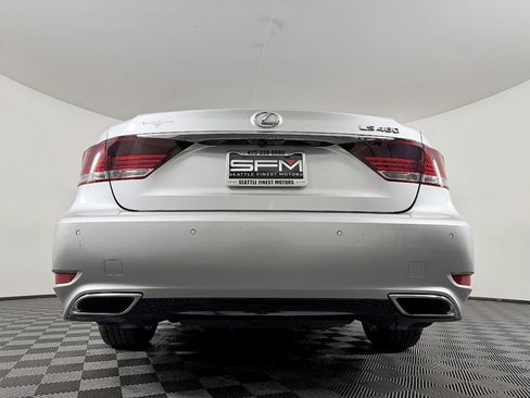 Used 2014 Lexus LS 460 w/ Comfort Package RWD image 11
