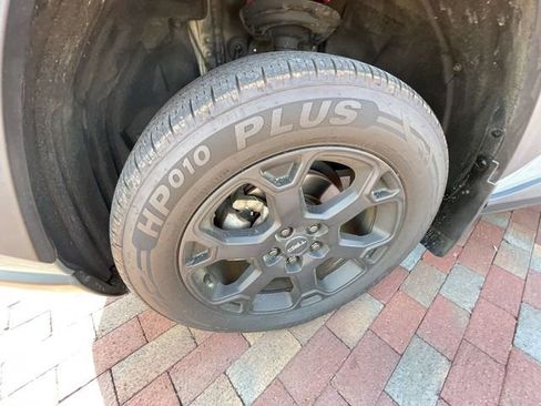 Used 2020 Toyota RAV4 TRD Off-Road image 7