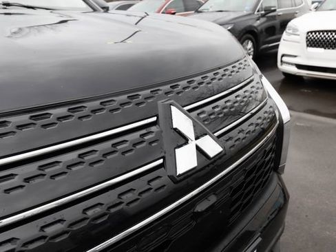 Used 2022 Mitsubishi Outlander ES AWD/4WD image 15