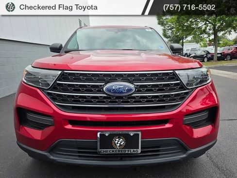 Used 2021 Ford Explorer XLT RWD image 12
