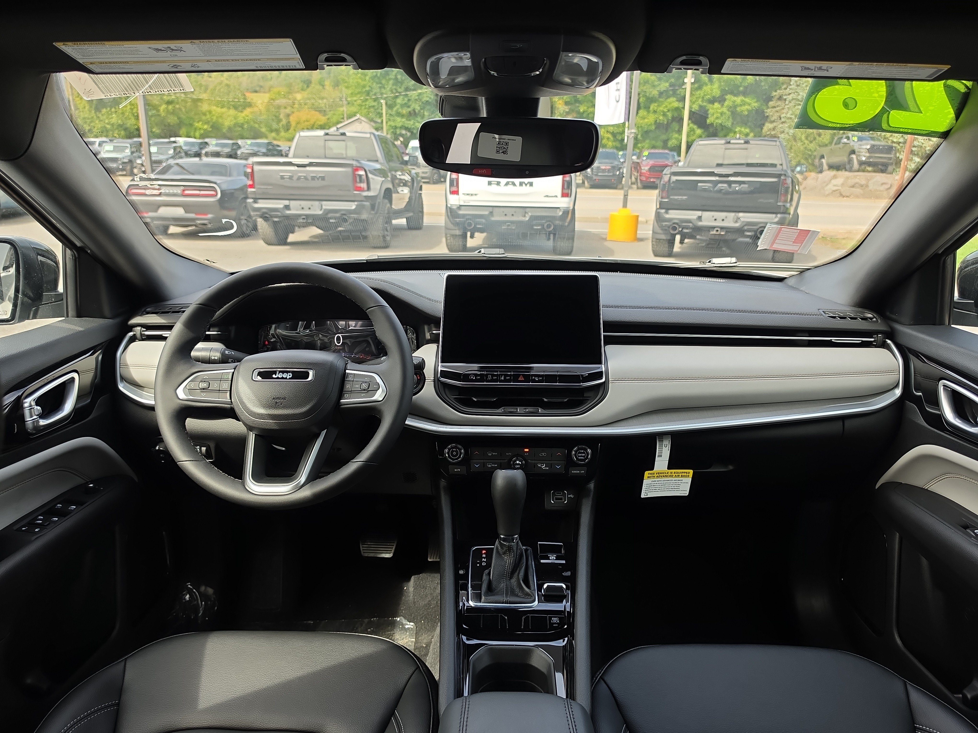 New 2026 Jeep Compass Limited AWD/4WD image 15