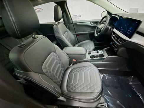 Used 2024 Ford Escape SE w/ PHEV Premium Package image 30