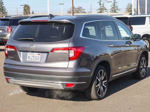 Used 2019 Honda Pilot Touring image 4