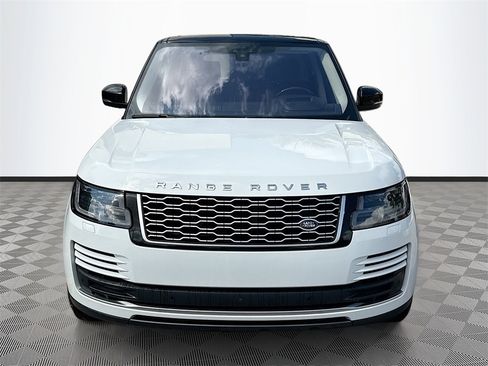 Used 2019 Land Rover Range Rover Supercharged image 2