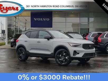 New 2026 Volvo XC40 B5 Ultra w/ Climate Package
