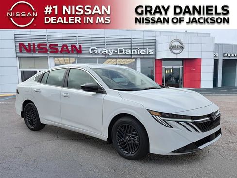 New 2026 Nissan Sentra SV w/ SV Convenience Package FWD image 1