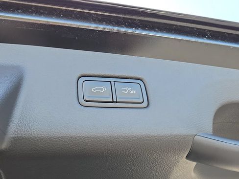 New 2027 Kia Carnival SX Prestige FWD image 11
