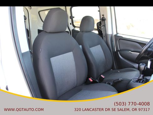 Used 2016 RAM ProMaster City Tradesman SLT w/ Rear Back-up Camera Group FWD image 17