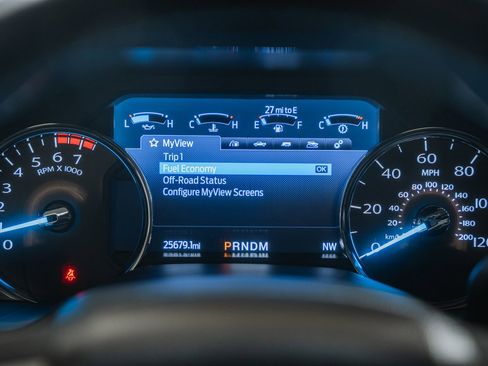 Used 2022 Ford F250 Lariat w/ Black Appearance Pkg image 57