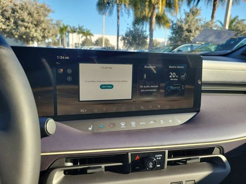 New 2026 Nissan Leaf SV+ w/ Floor Mat Package (SV+) image 10